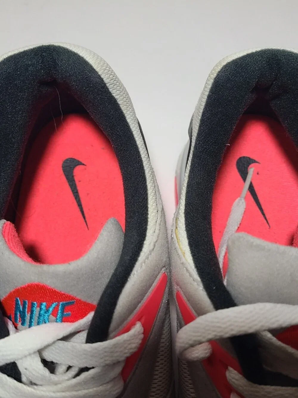 Nike air structure
